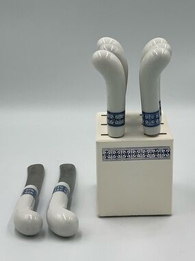Vntg Ceramic Canape Butter Knives - Blue & White w/ Matching Woodblock Set of 8